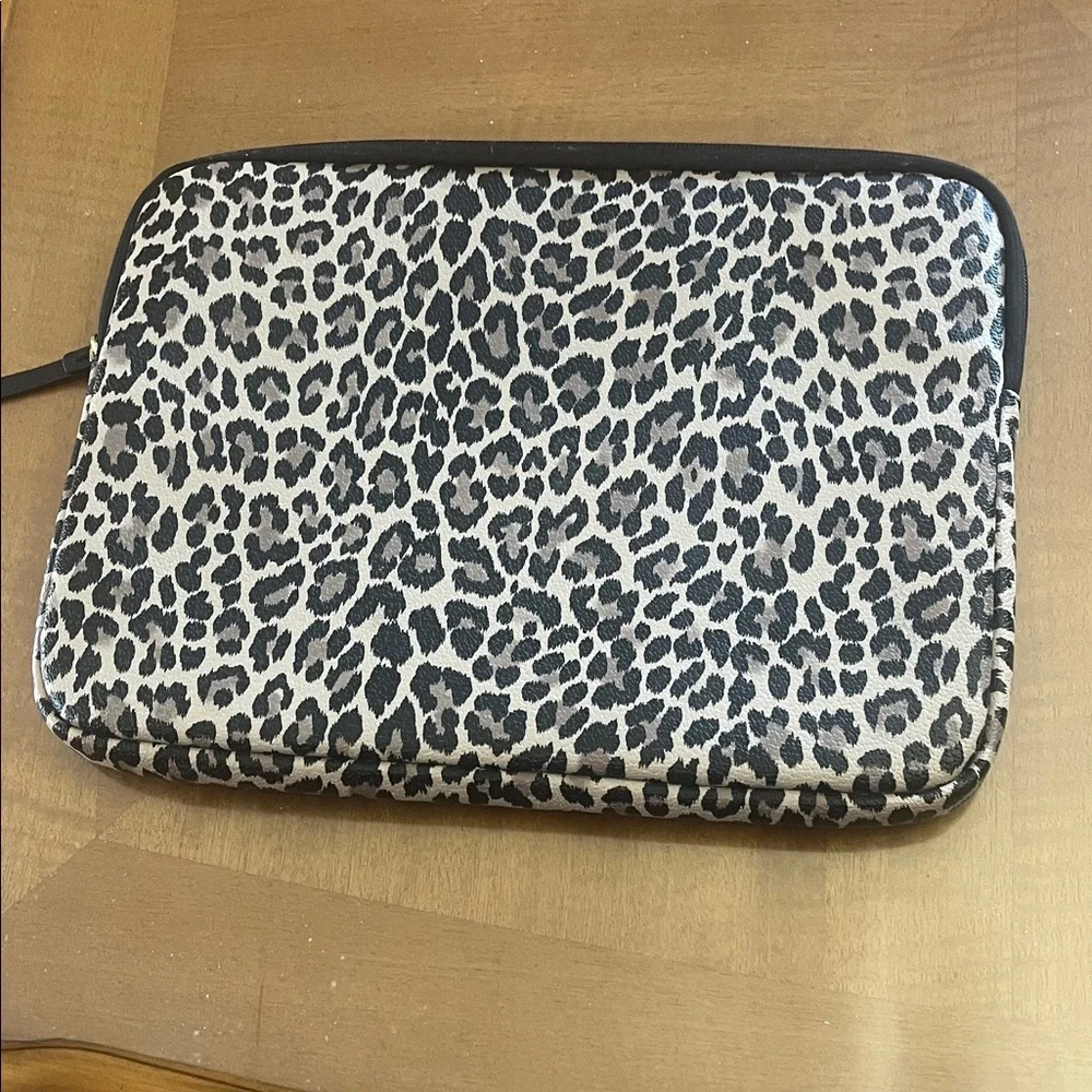 Kate Spade Leopard Print Sleeve in Black and Cream